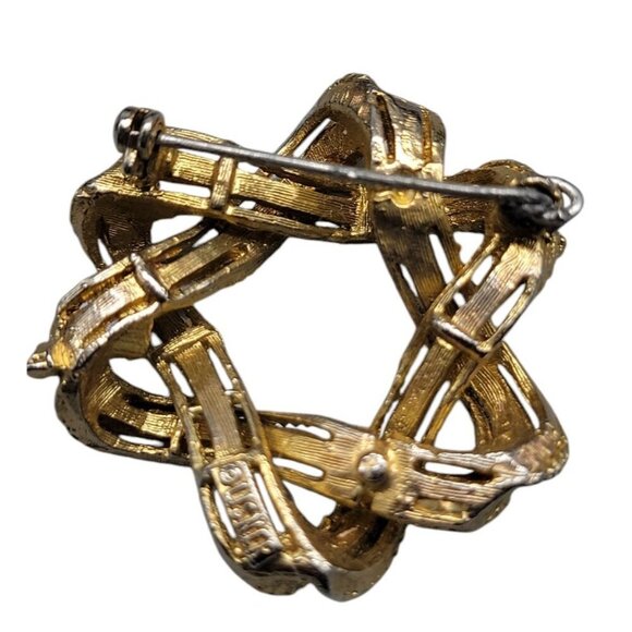 Lisner Intertwined Star Ribbon Brooch Gold Plated Textured Bow Vintage Pin - Picture 5 of 11